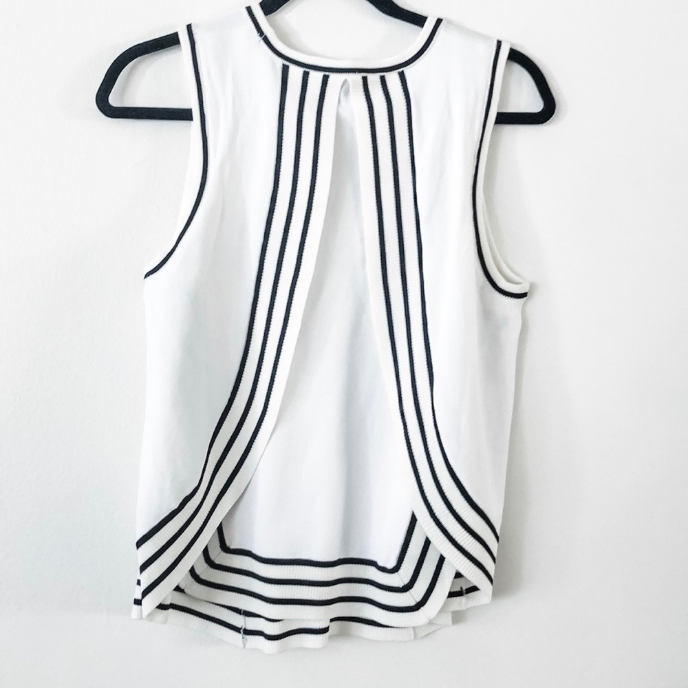 Kendall + Kylee | Sz M| NWT